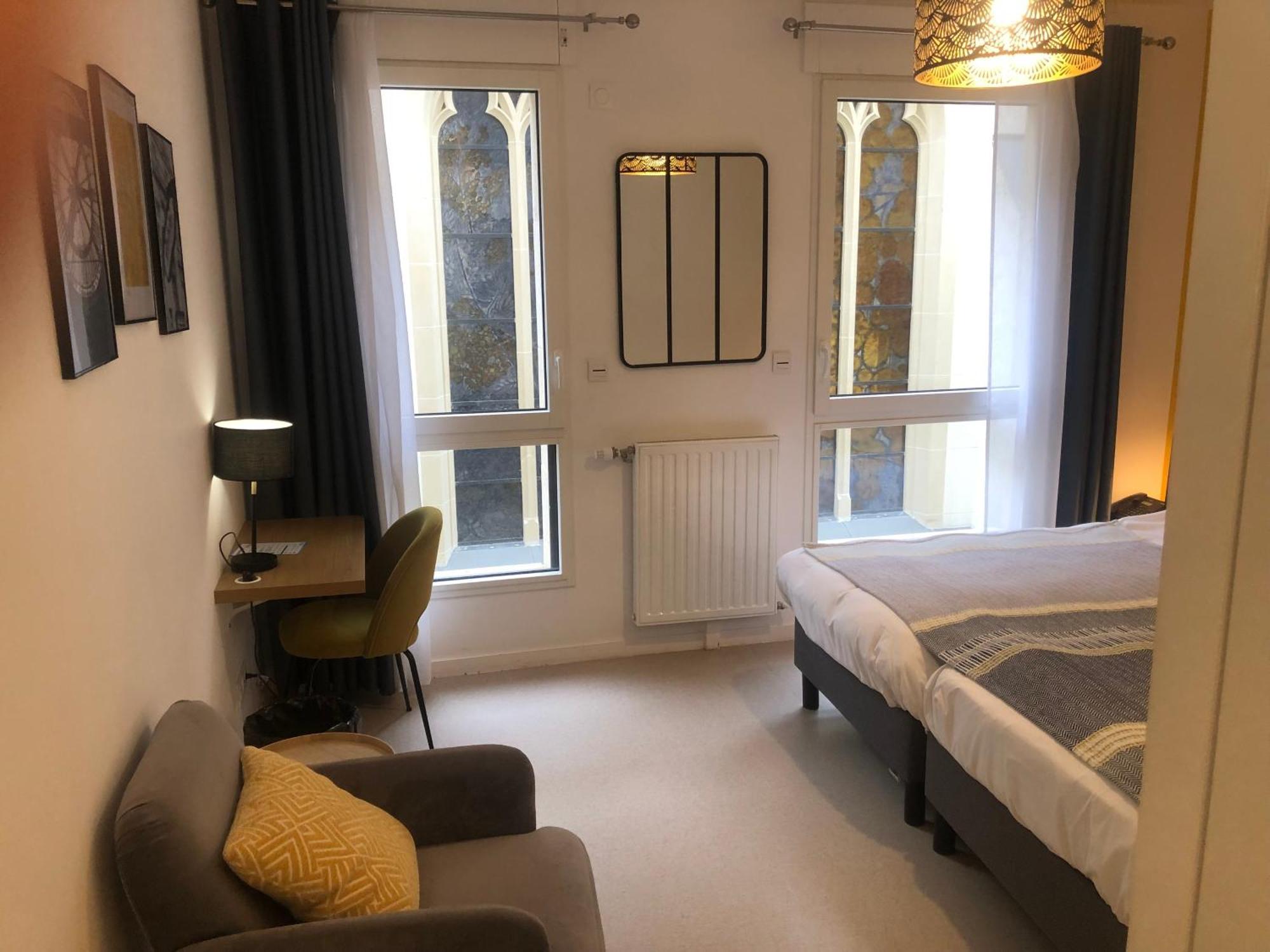 Maison Saint Charles - Association Habitat Et Humanisme Ile De France Hotel