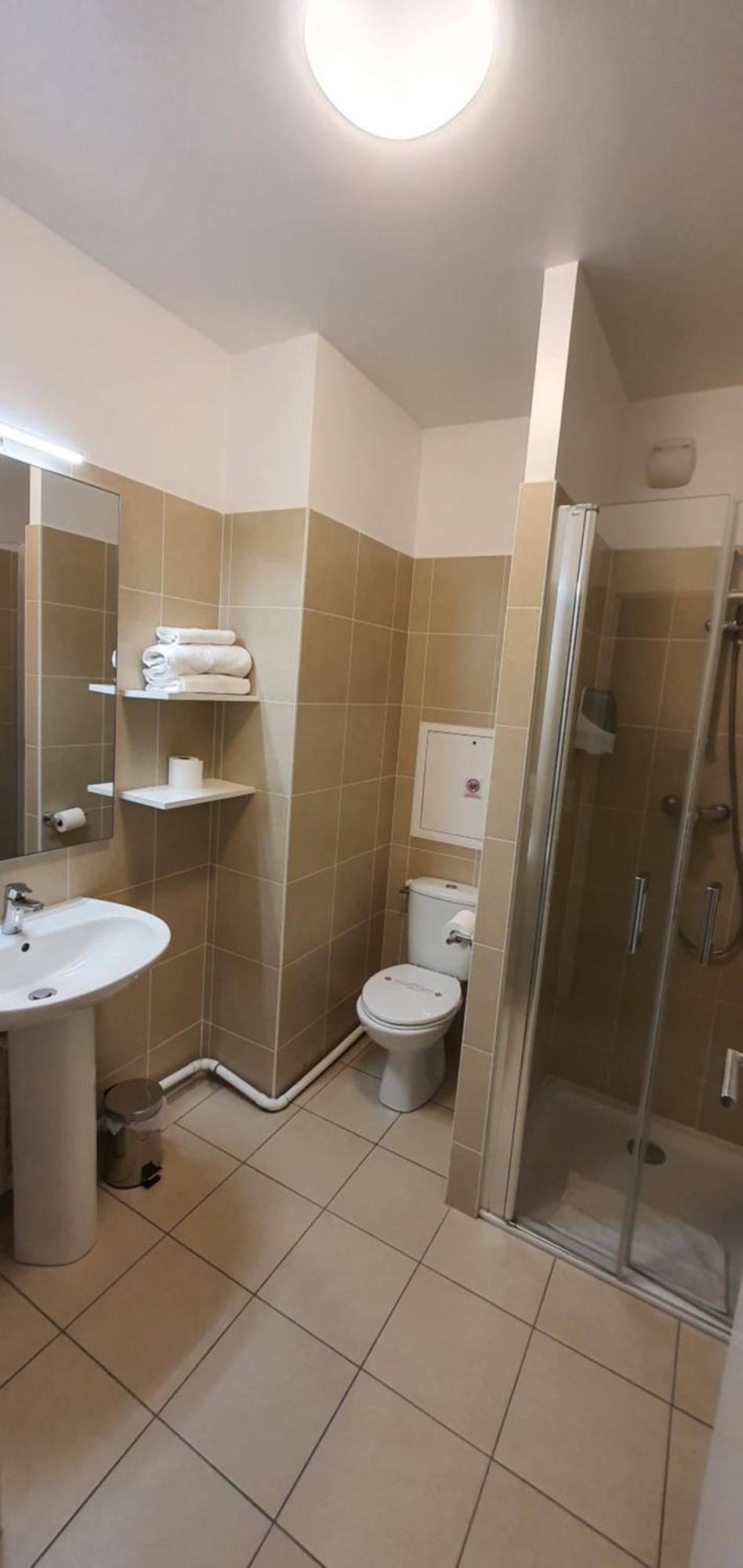 Maison Saint Charles - Association Habitat Et Humanisme Ile De France Hotel Paris