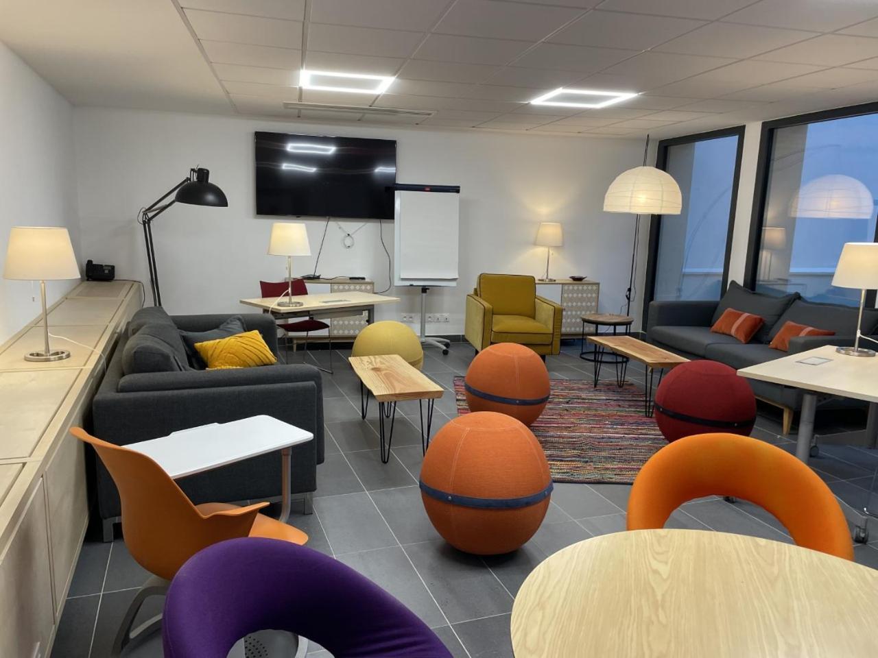 Hotel Maison Saint Charles - Association Habitat Et Humanisme Ile De France