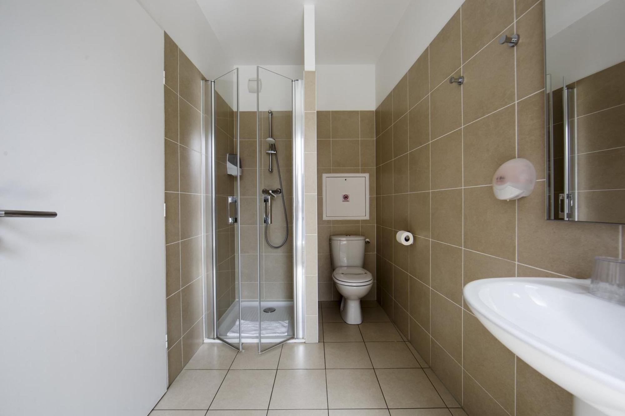 Maison Saint Charles - Association Habitat Et Humanisme Ile De France Hotel